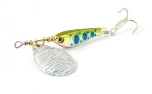 Daiwa_Silver_Creek_Spinner_R1040C_Holo_Yamame_0225